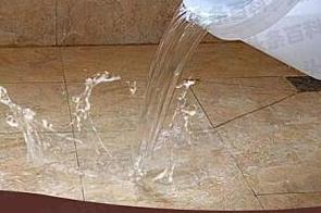 高淳漏水维修 免砸砖防水材料该如何施工